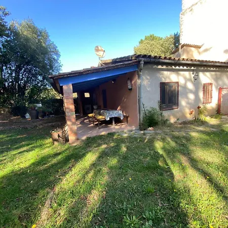 Casa Junto Al Bosque Bescano